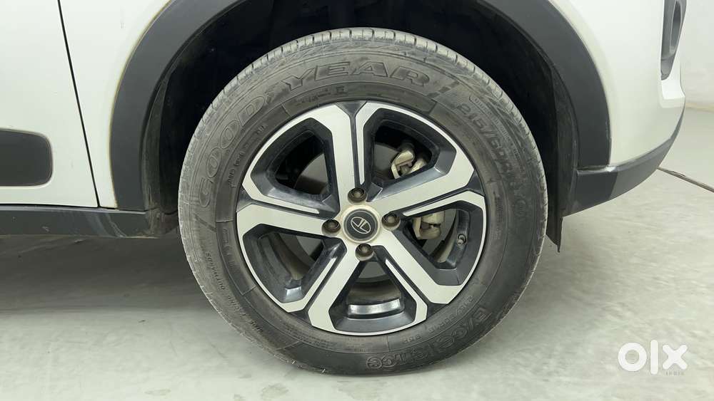 Tata Nexon 1.2 Revotron Xza Plus (o) Dual Tone, 2022, Diesel