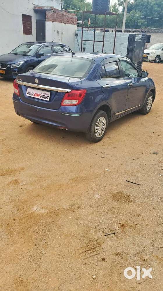 Maruti Suzuki Swift Dzire 1.3 Vxi, 2023, Petrol