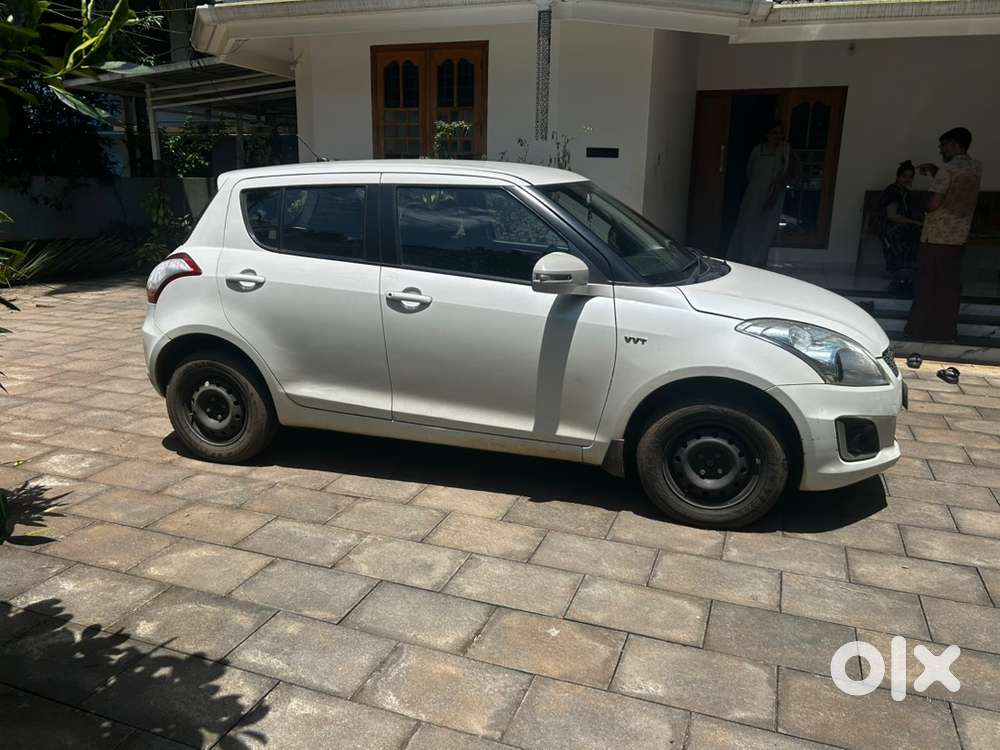 Maruti Suzuki Swift 2017 Petrol Manual