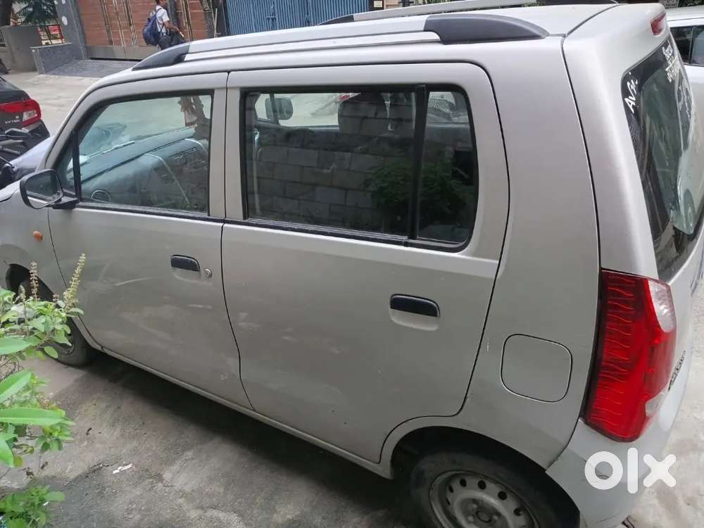 Maruti Suzuki Wagon R Lxi 2012