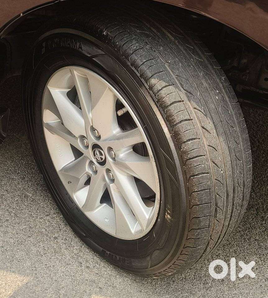Toyota Innova Crysta 2.8 GX AT, 2016, Diesel