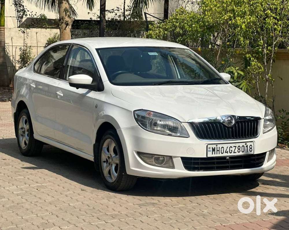 Skoda Rapid 2013-2016 1.5 Tdi At Ambition With Alloy Wheel, 2015, Di..