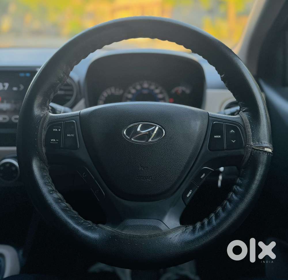 Hyundai Grand I10 Sportz, 2017, Petrol