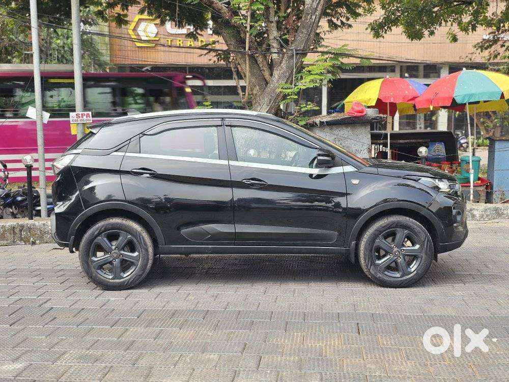 Tata Nexon 1.2 Revotron Xza Plus (o) Amt, 2021, Petrol