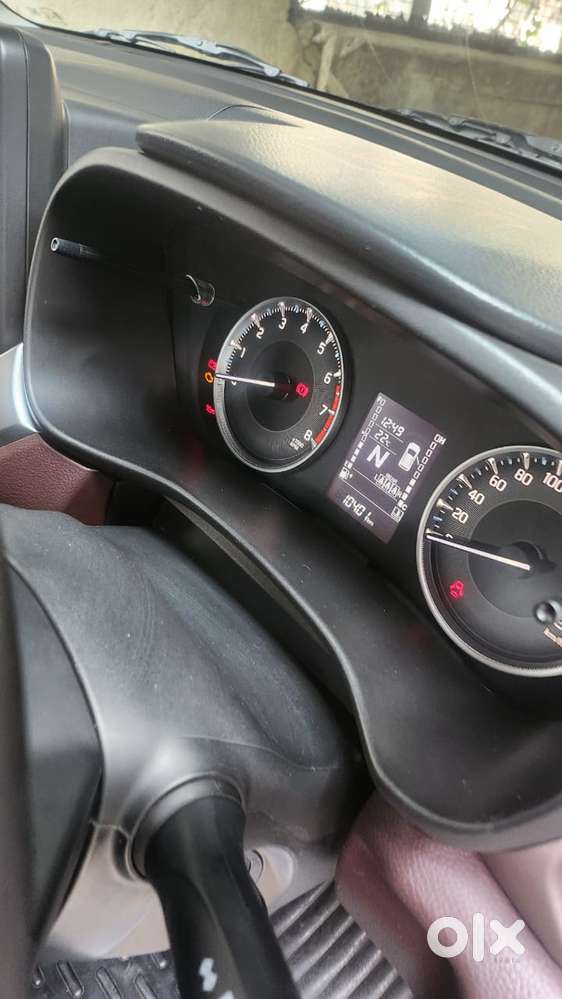 Maruti Suzuki Fronx Delta Plus 1.2l Ags, 2024, Petrol