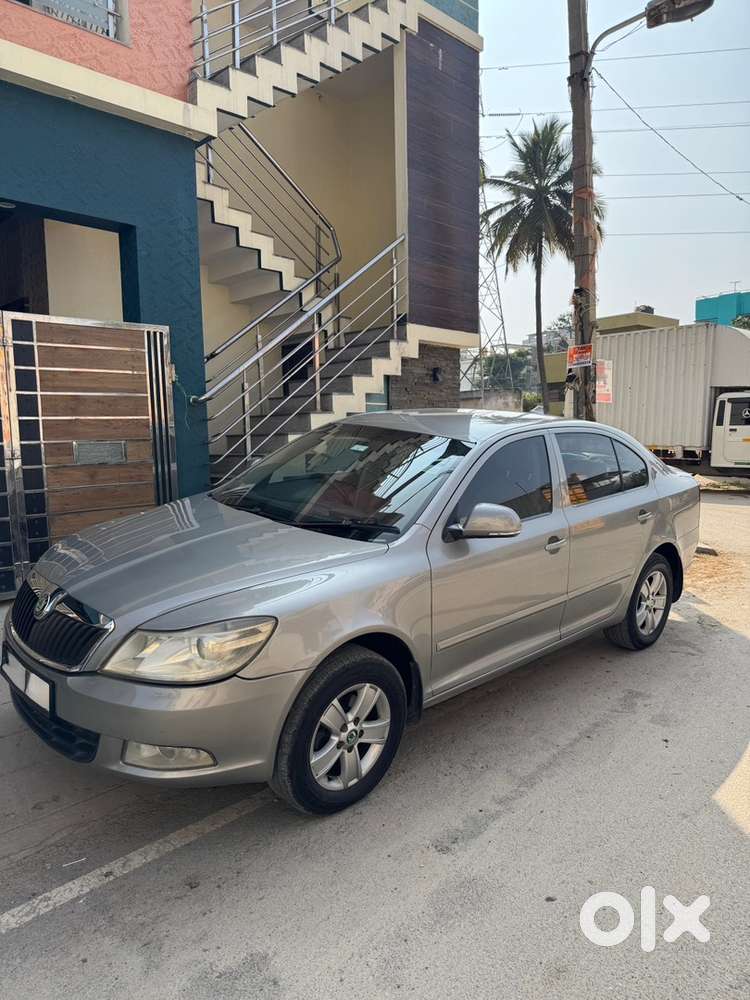 Skoda Laura 2013 Diesel Well Maintained
