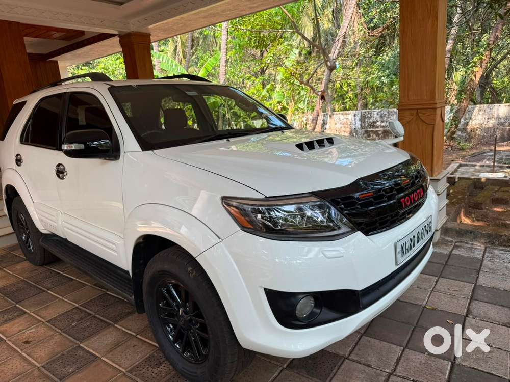 Toyota Fortuner Diesel Automatic 2014 Well Maintained