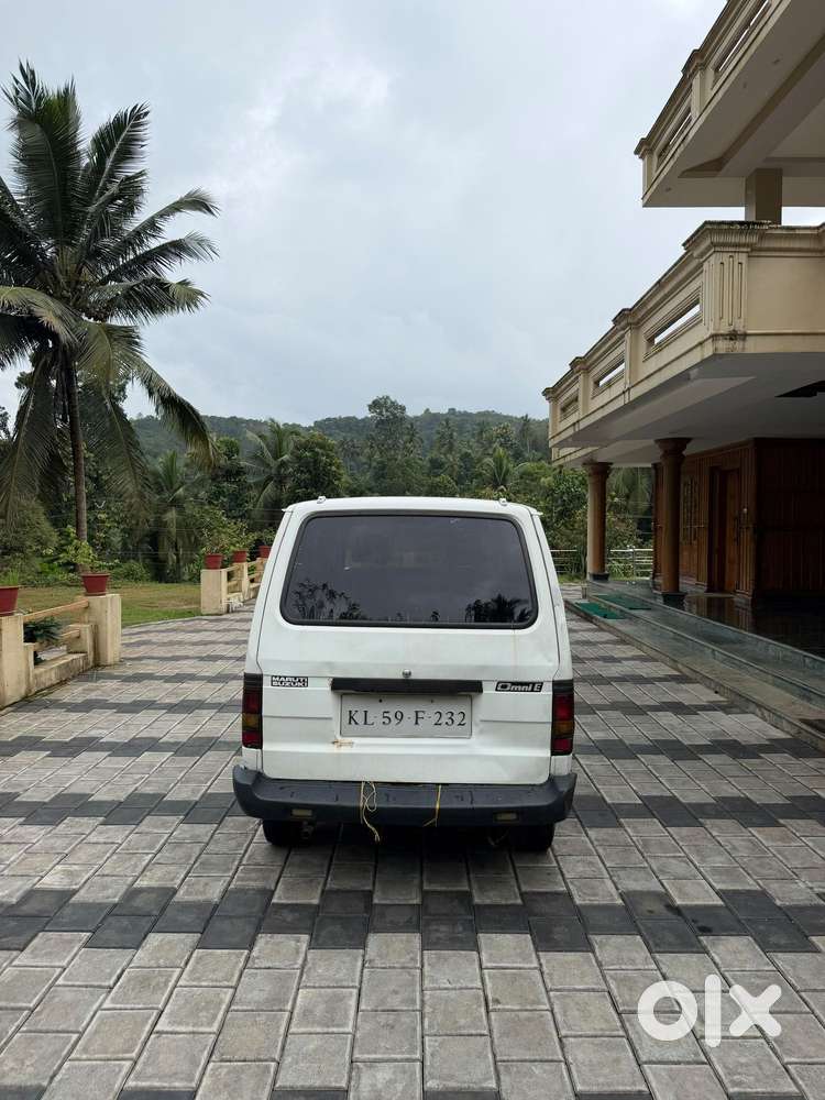 Maruti Suzuki Omni 5 Seater, 2012, Petrol