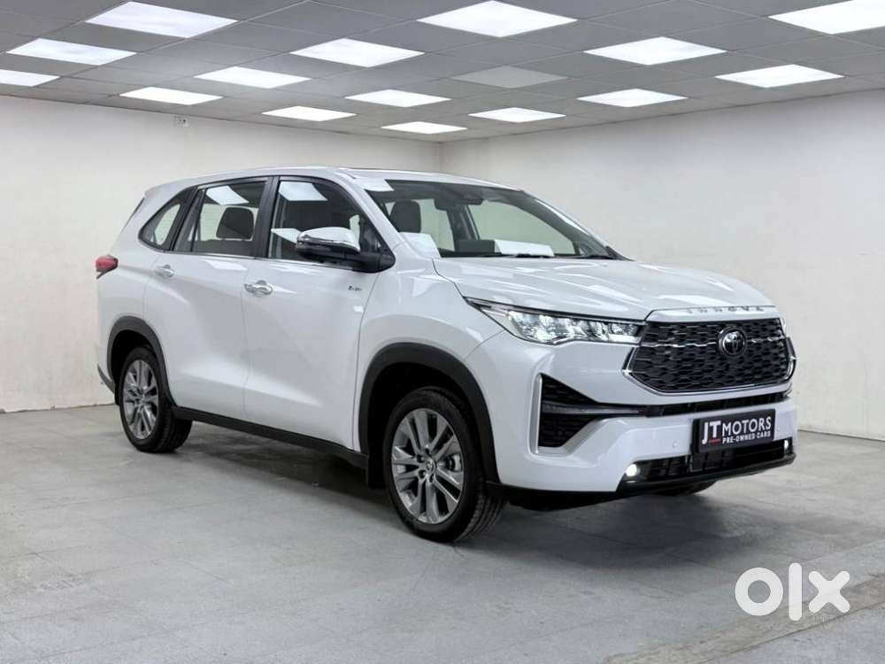 Toyota Innova Hycross 2.0 Zx Hybrid 7 Str, 2025, Petrol