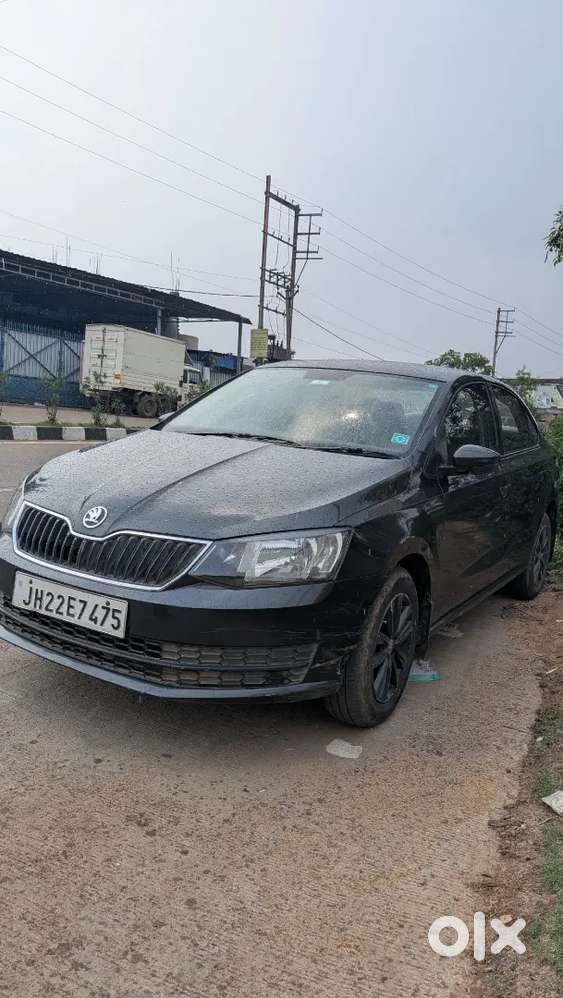 Skoda Rapid 2021 Petrol 10700 Km Driven