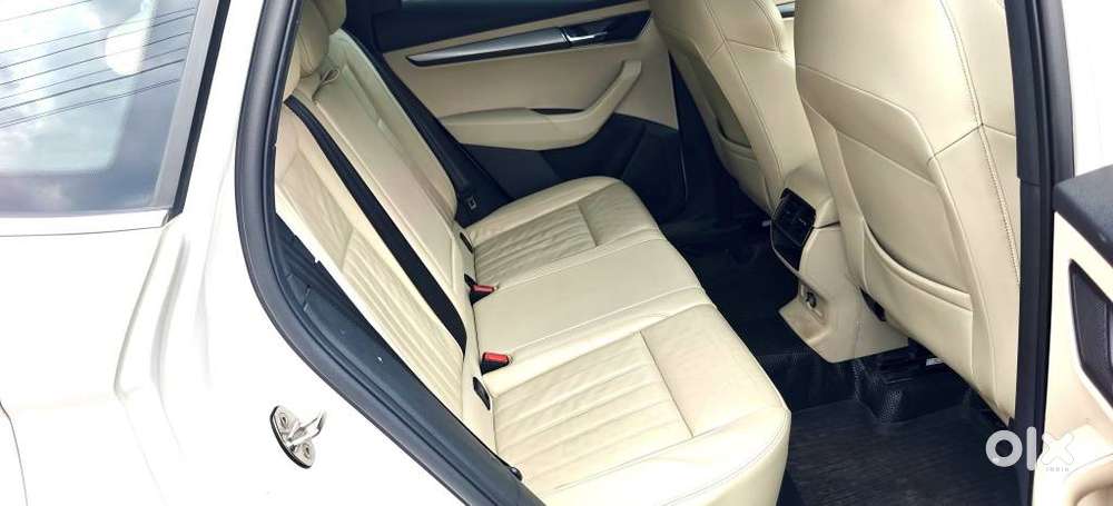 Skoda Karoq 1.5 Style At, 2021, Petrol