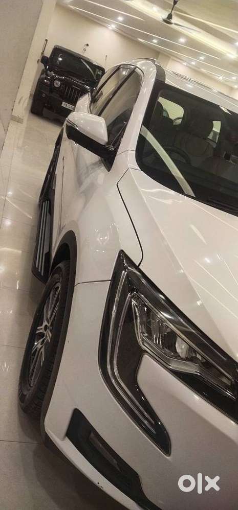 Mahindra Xuv700 2.2 Ax 7 Diesel At Luxury Pack Str, 2022, Diesel