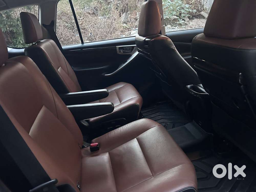 Toyota Innova Crysta 2.8 Zx At, 2017, Diesel