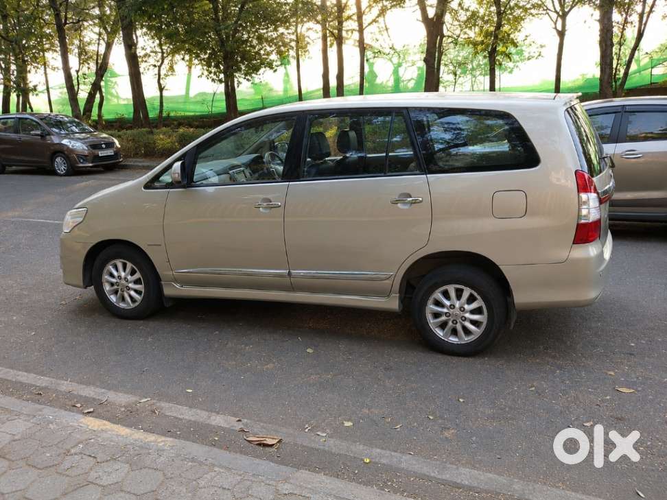 Toyota Innova 2.5 V 8 Str, 2014, Diesel
