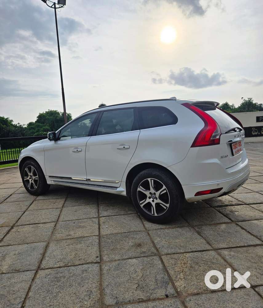 Volvo Xc60 2.4 D5 Awd At, 2016, Diesel