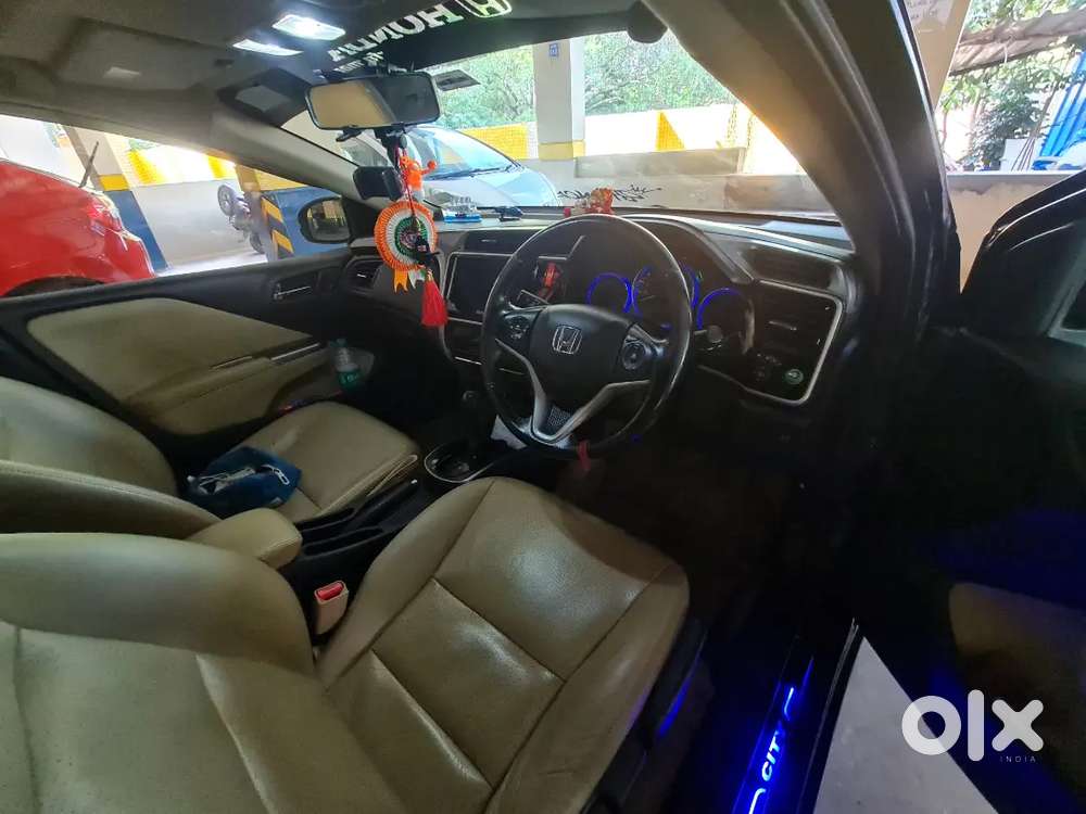 Honda City Automatic With Sunroof