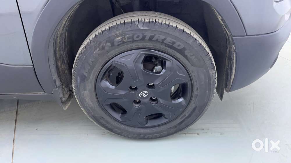Tata Punch Accomplished Amt, 2025, Petrol