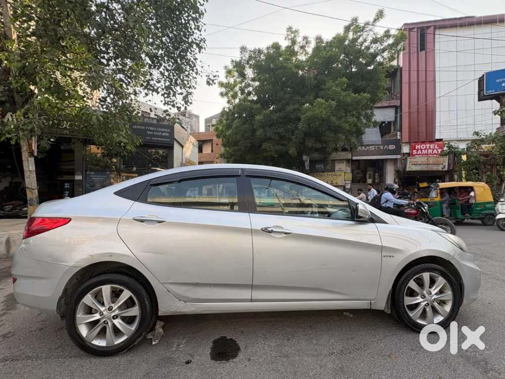 Hyundai Verna Fluidic 1.6 Vtvt, 2011, Petrol