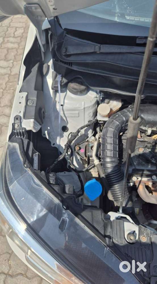 Maruti Suzuki Xl6 1.5 Zeta At, 2021, Petrol