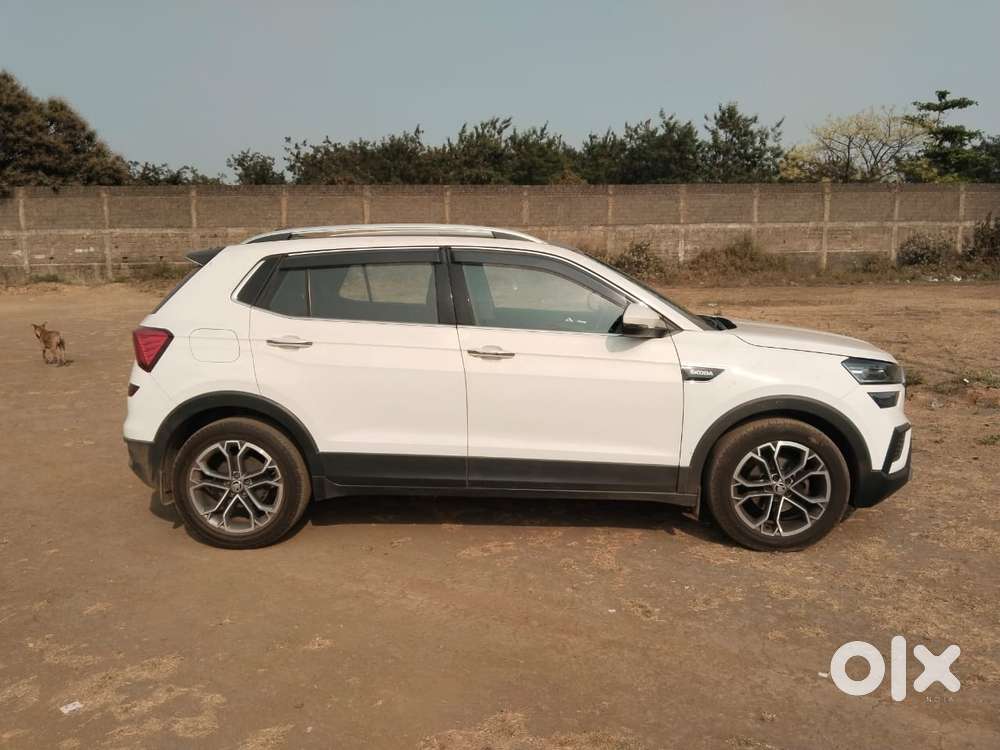 Skoda Kushaq 1.0 Tsi Style, 2023, Petrol