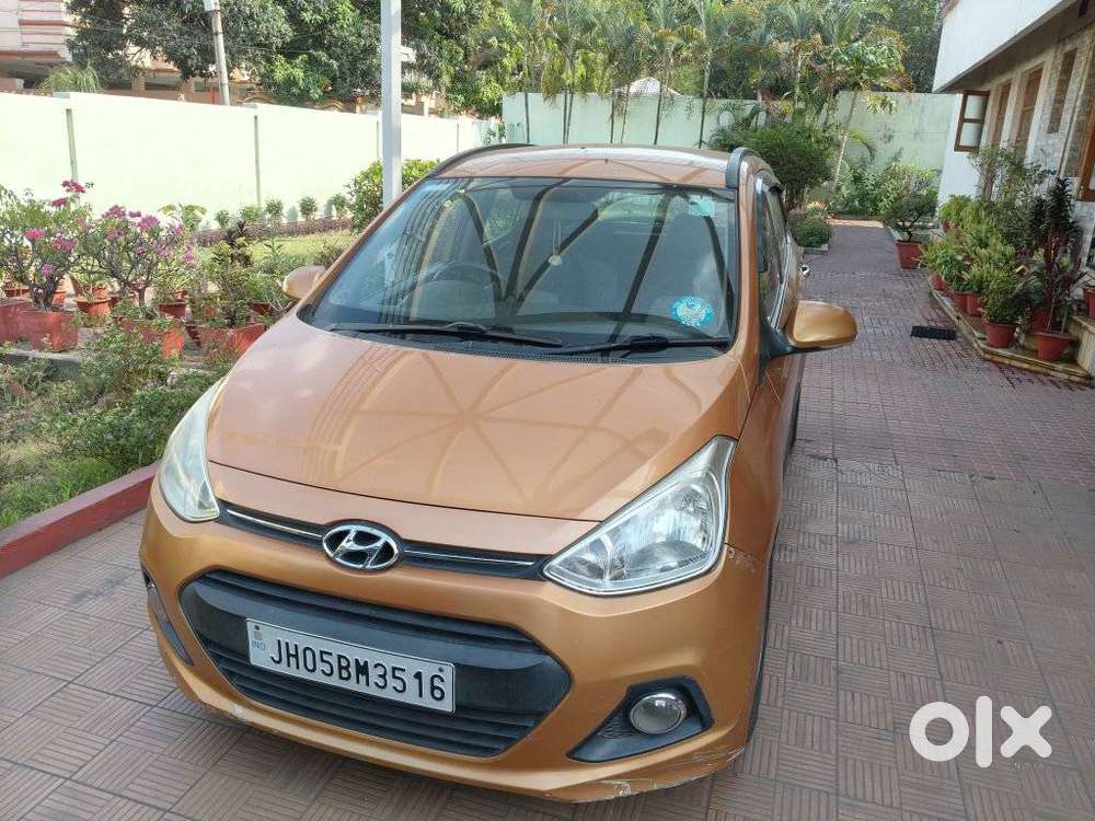 Hyundai Grand I10 Asta Option At, 2016, Petrol