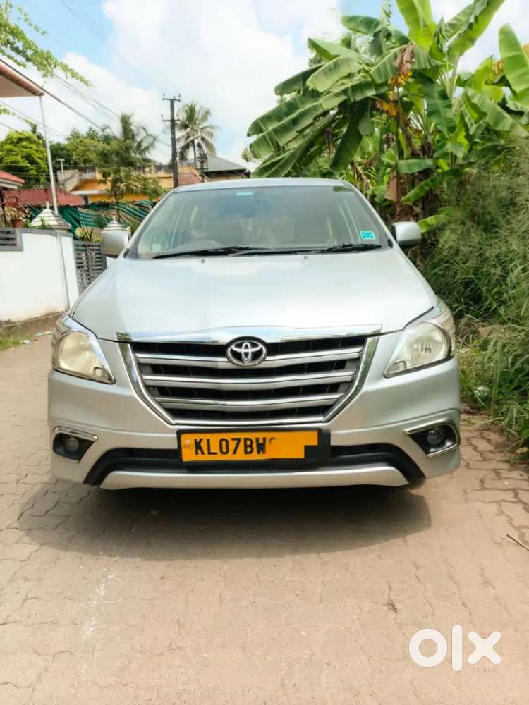 Toyota Innova 2013 Diesel Well Maintained