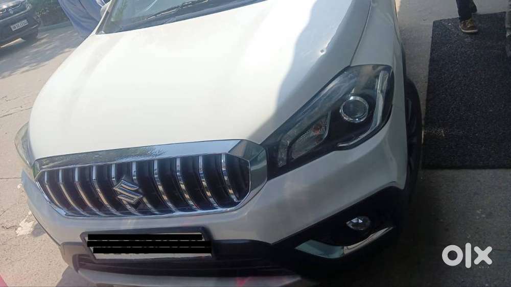 Maruti S-cross White Color In Perfect Condition 1st Owner