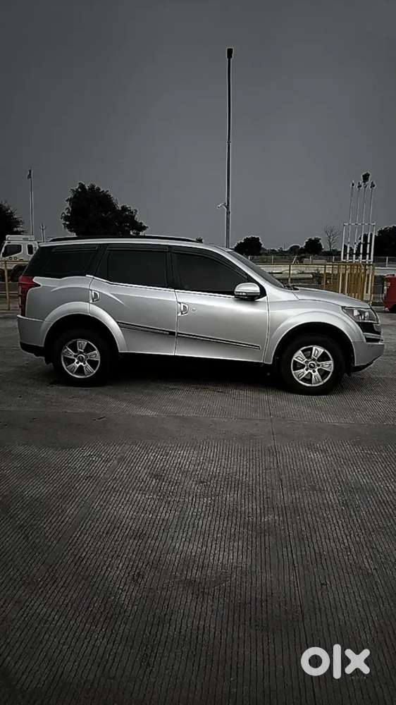 Mahindra Xuv500 2014 Diesel 90000 Km Driven