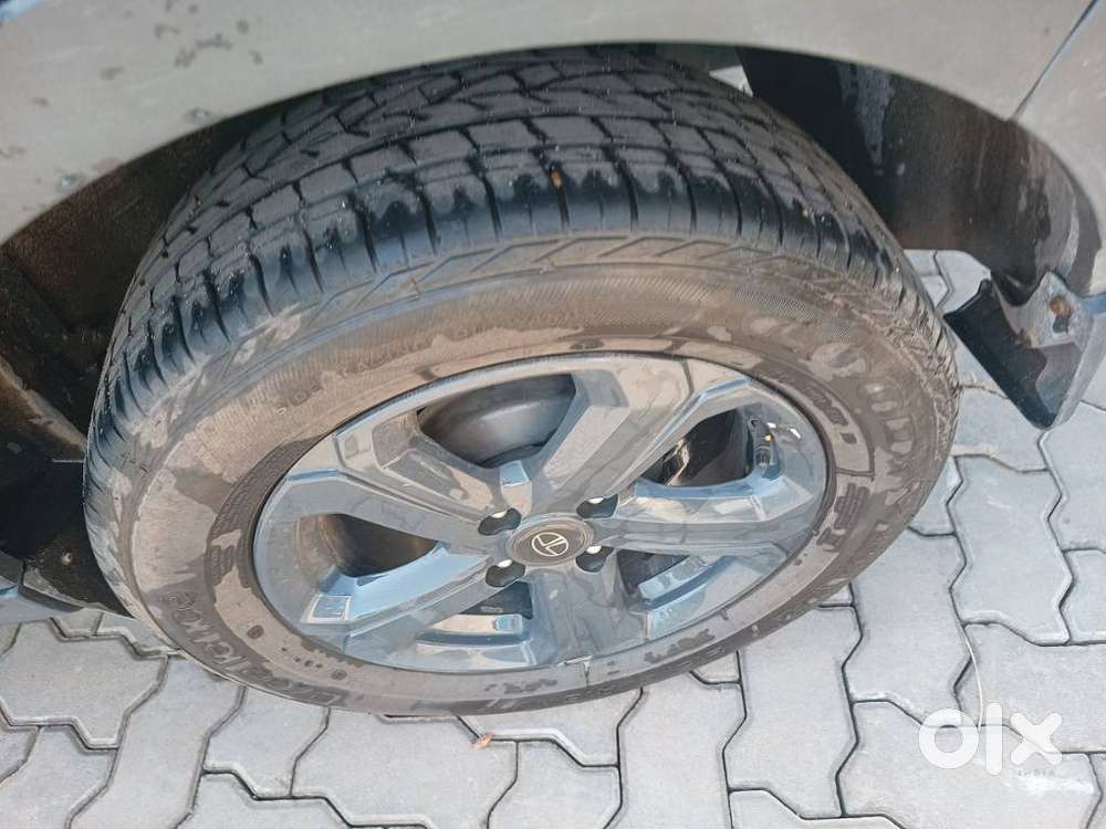 Tata Nexon 1.2 Revotron Xz Plus (o) Dark Edition, 2023, Petrol
