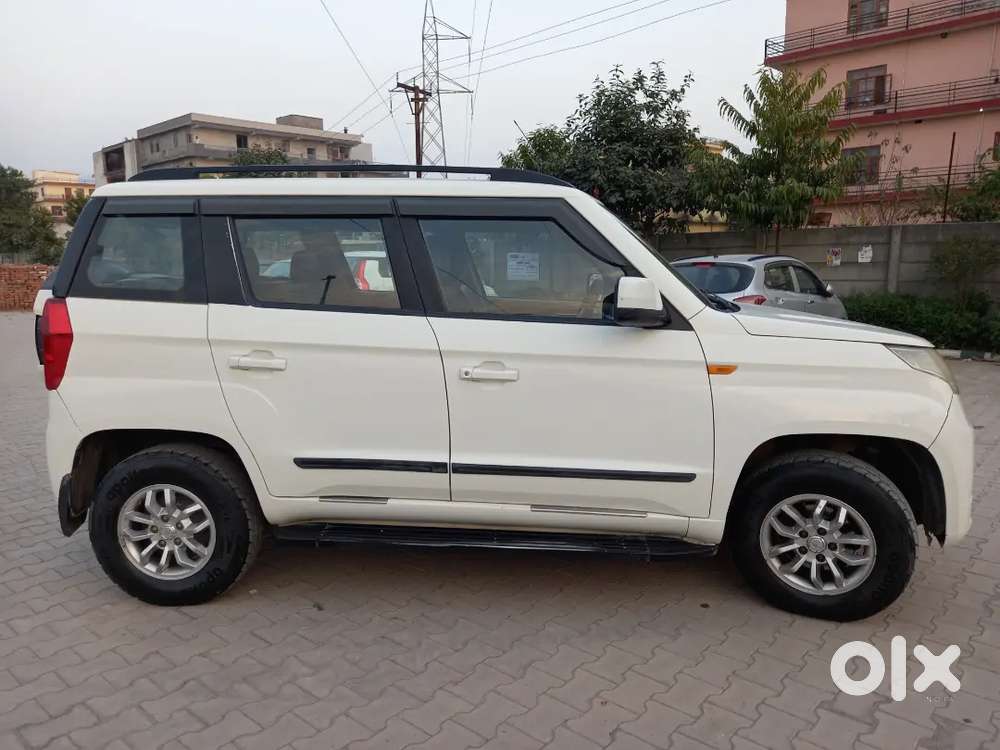 Mahindra Tuv 300 2015