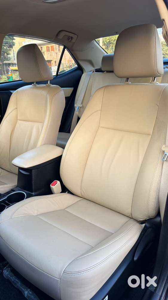 Toyota Corolla Altis 2013-2017 Vl At, 2017, Petrol