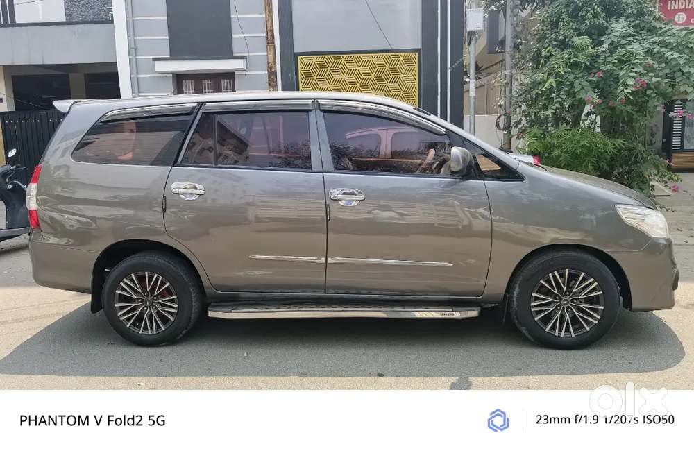 Toyota Innova 2010
