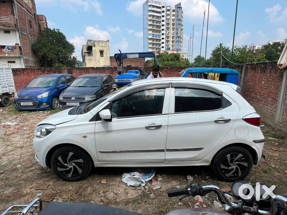Tata Tiago Petrol 2017 Year