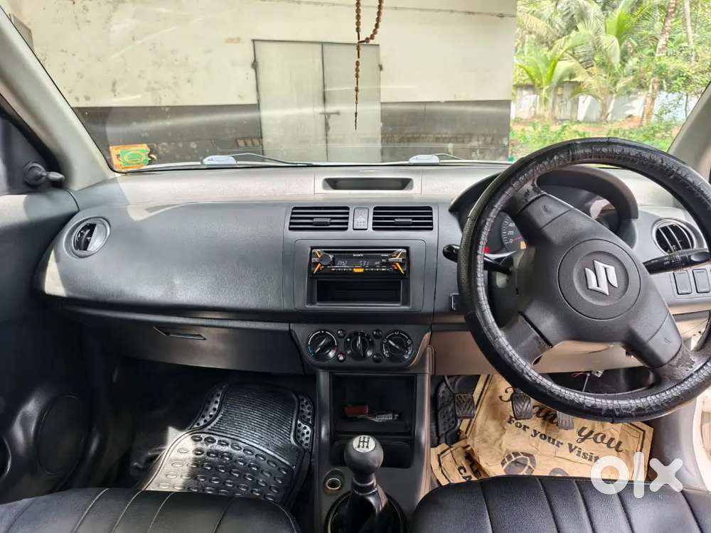 Maruti Suzuki Dzire 2015 Diesel 298200 Km Driven