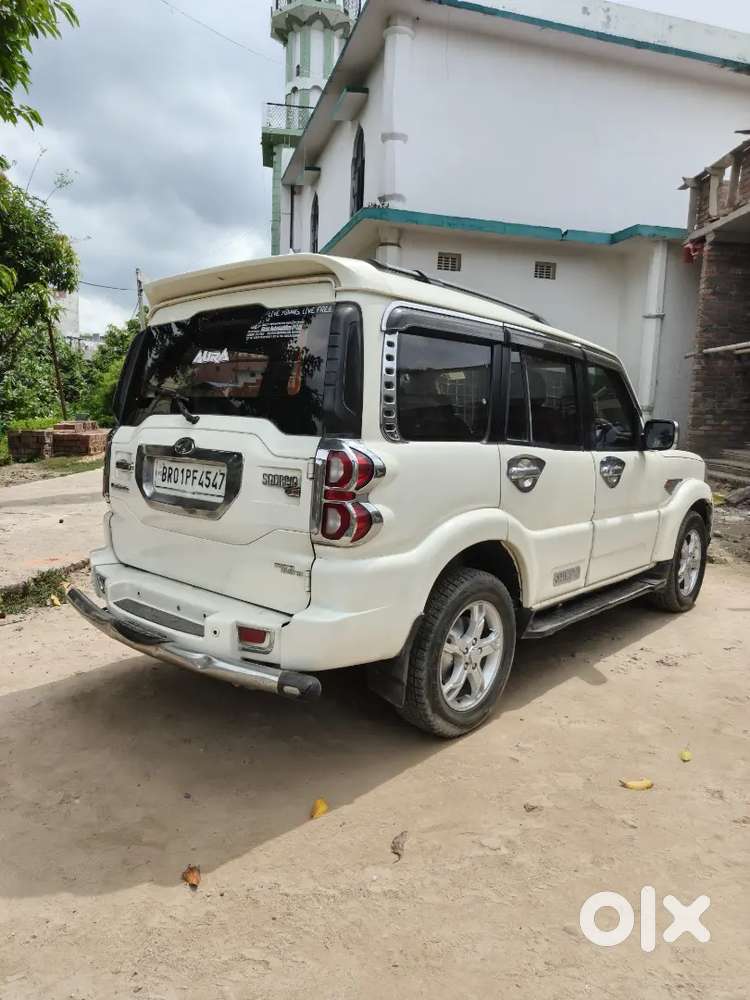 Mahindra Scorpio Diesel 2015