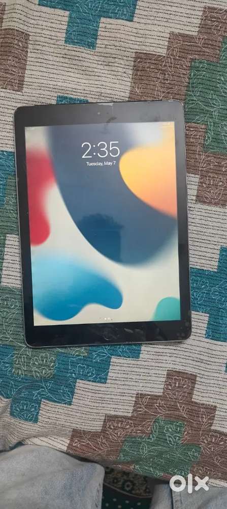 Ipad air 2 cellular good original condition