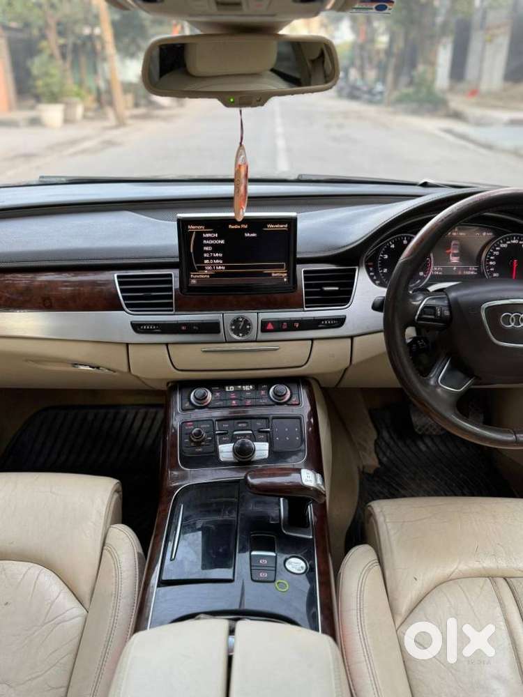 Audi A8 L 2010-2013 4.2 Fsi Quattro, 2011, Petrol