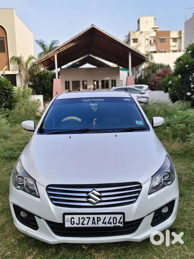 Maruti Ciaz Zdi Shvs Next To Showroom Condition