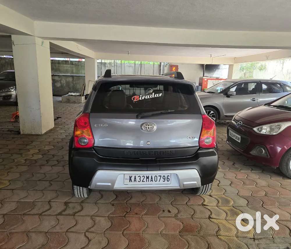 Toyota Etios Cross 2014