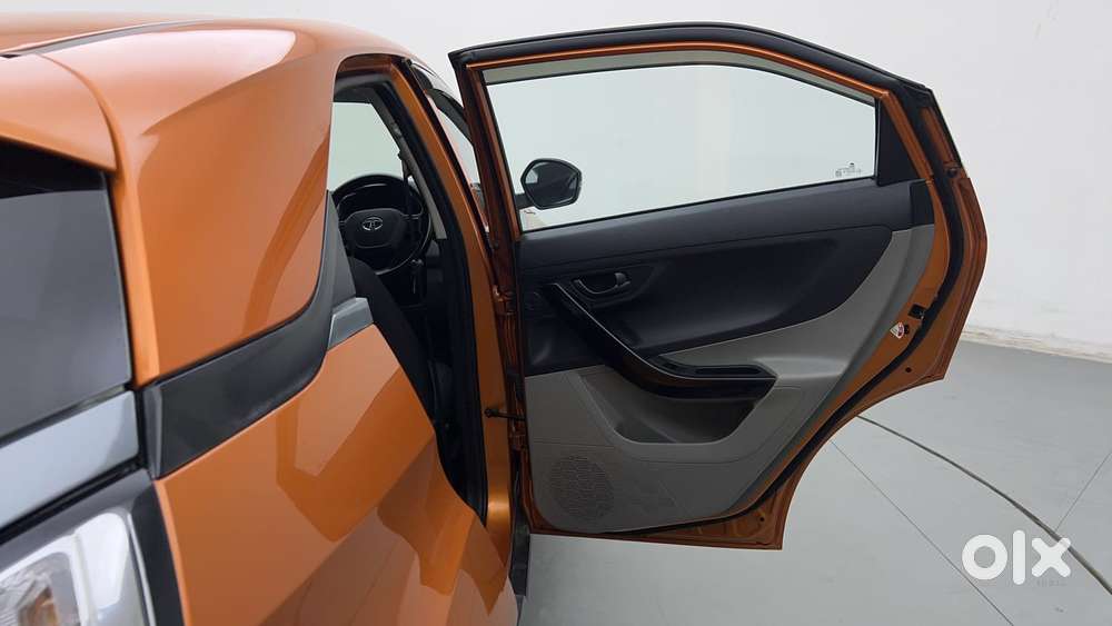 Tata Nexon 1.2 Revotron Xma Amt, 2019, Petrol