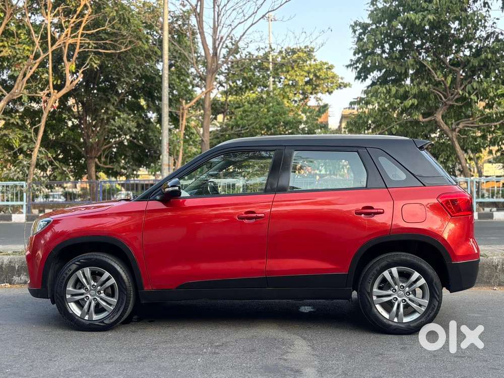Maruti Suzuki Vitara Brezza Zdi Plus Dual Tone, 2016, Diesel