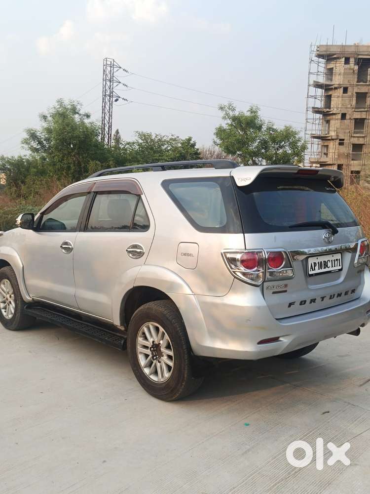 Toyota Fortuner 3.0 4x2 Automatic, 2012, Diesel