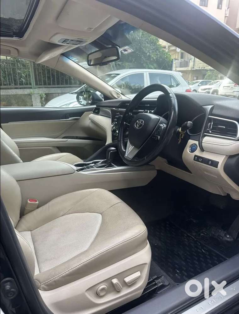 Toyota Camry Hybrid, 2019, Petrol