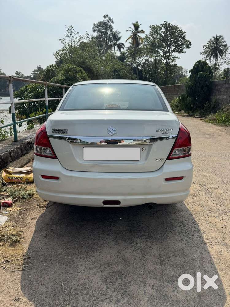 Maruti Suzuki Swift Dzire 1.3 Vxi, 2011, Petrol