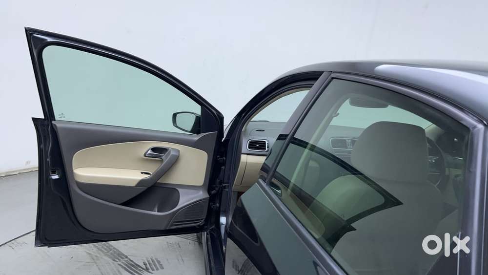 Volkswagen Vento 2010-2013 Petrol Highline At, 2021, Petrol