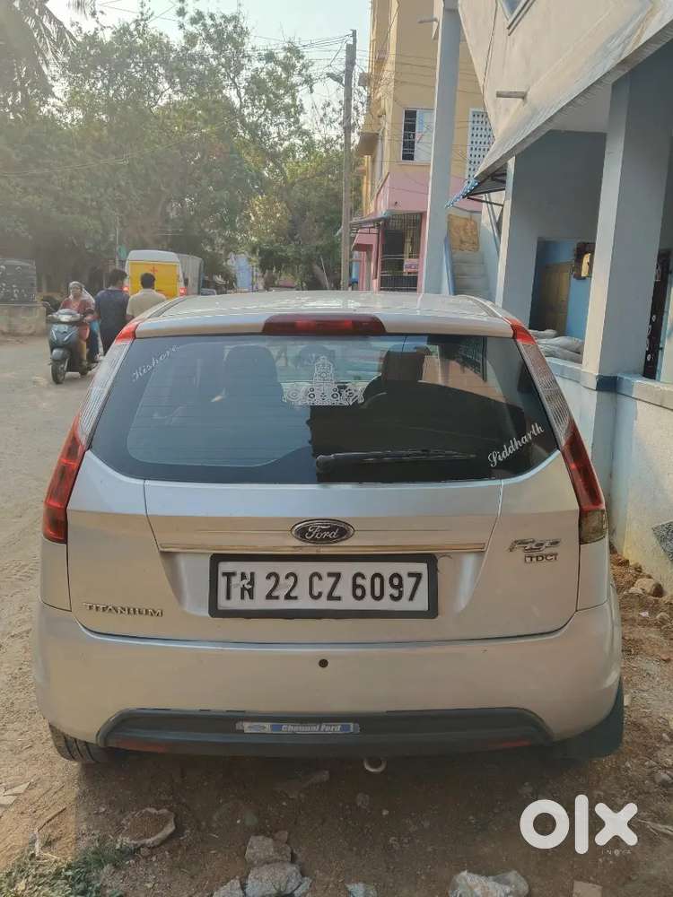 Ford Figo 2011 Diesel 130000 Km Driven