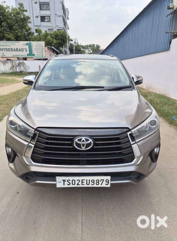 Toyota Innova Crysta 2.4 Z 7 Str, 2017, Diesel