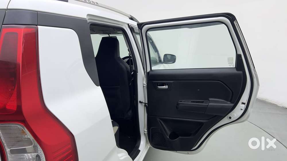 Maruti Suzuki Wagon R 1.2 Zxi Ags, 2023, Petrol