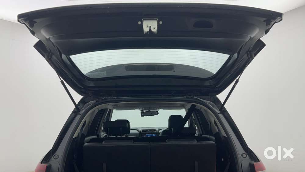 Hyundai Alcazar 1.5 Tdct Signature (o) 7s Petrol, 2023, Petrol