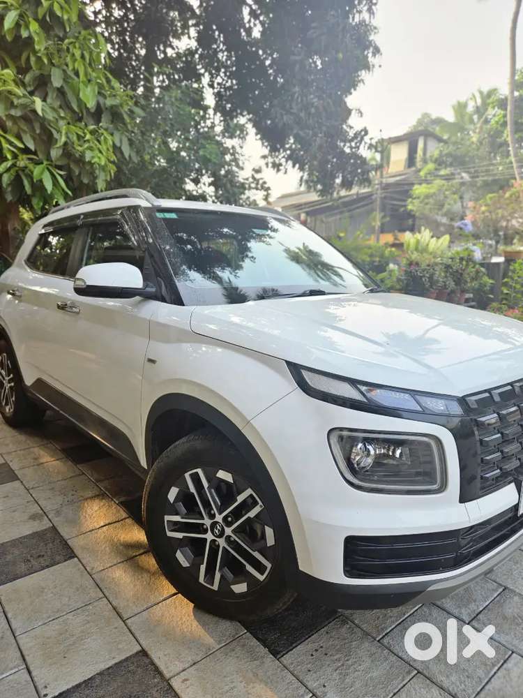 Hyundai Venue 1.0 Turbo Imt (top End) – 2023 – For Sale